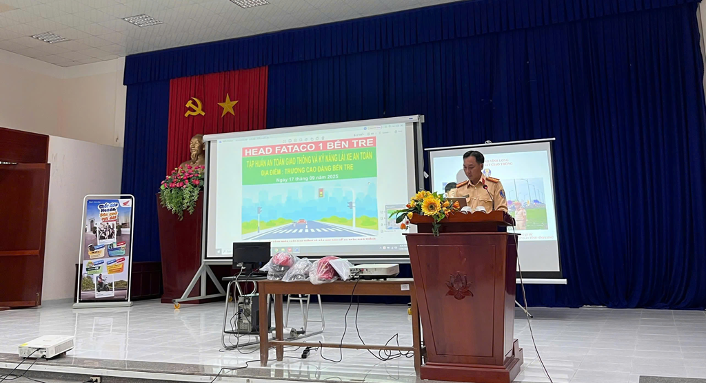 tuyen-truyen-trat-tu-an-toan-giao-thong-2025-0
