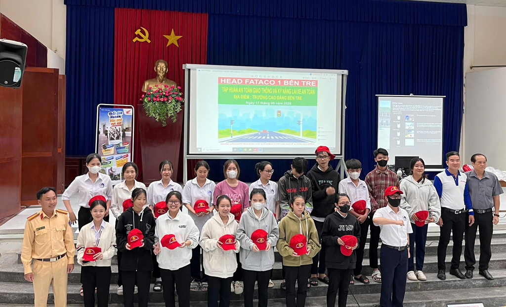 tuyen-truyen-trat-tu-an-toan-giao-thong-2025-1