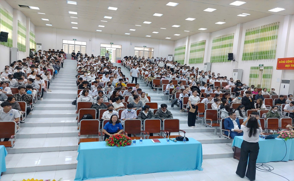 cdbt-workshop-google-ai-essentials-ve-ai-2025-1