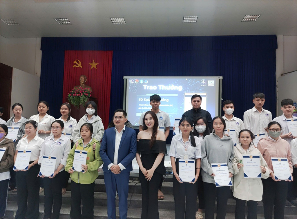 cdbt-workshop-google-ai-essentials-ve-ai-2025-5