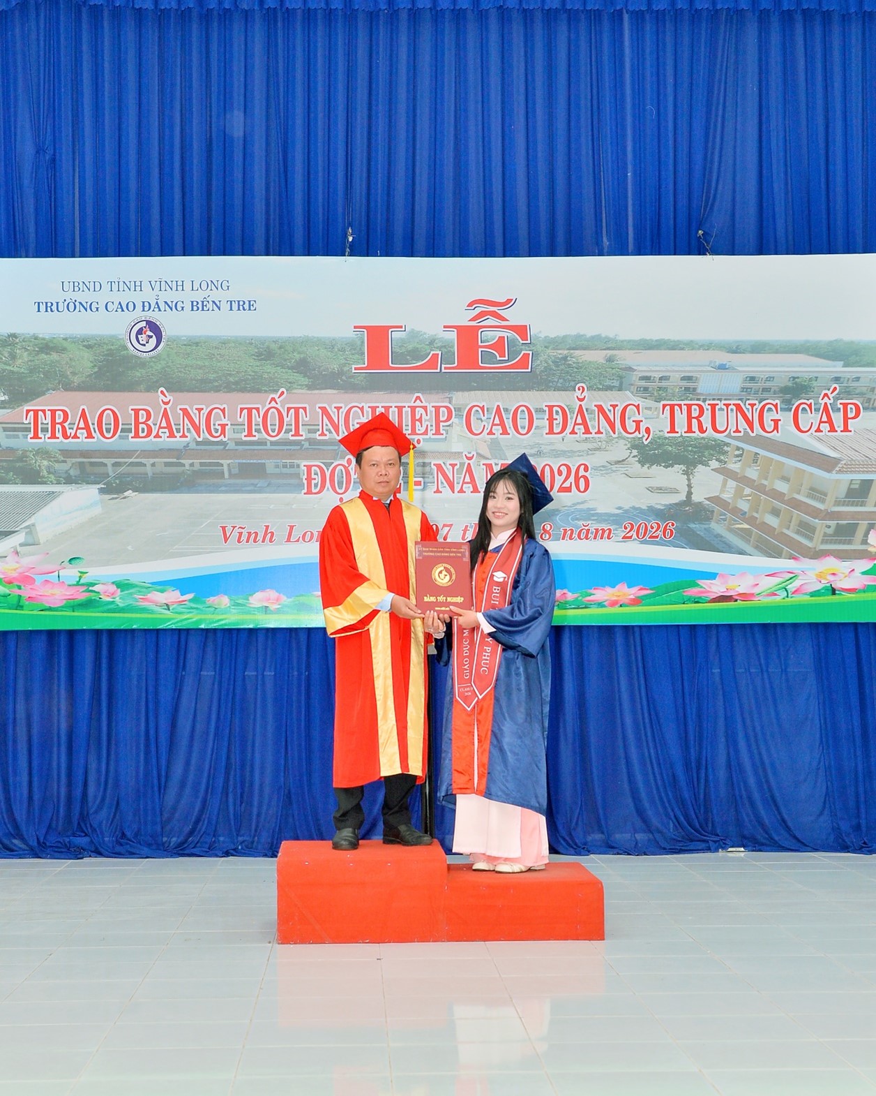truong-cdbt-to-chuc-le-trao-bang-tot-nghiep-dot-2-2026-6