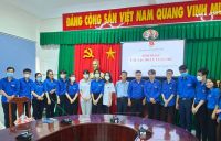 Sinh hoạt CLB lý luận trẻ Trường Cao đẳng Bến Tre