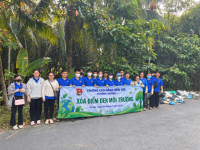 Tuổi trẻ Trường Cao đẳng Bến Tre ra quân xóa điểm đen ô nhiễm môi trường năm 2026